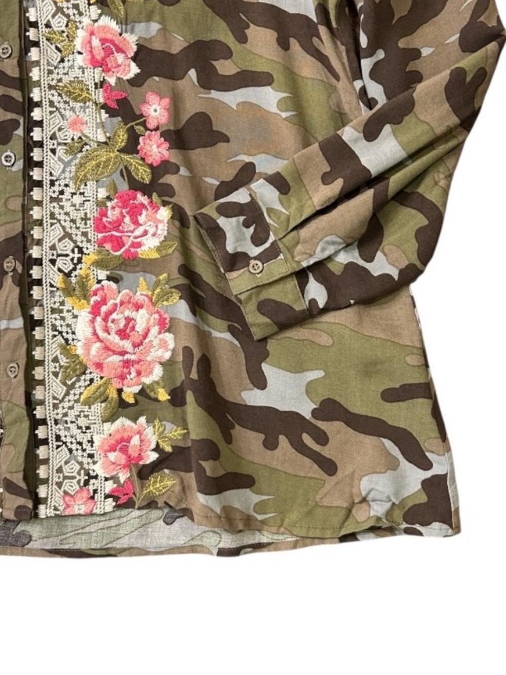 ANDREE BY UNIT Sz L Camo Shirt with Floral Accents - Picture 8 of 10